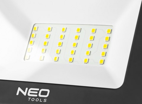 Reflektor pojedynczy 50W SMD LED 4250lm 230V na statywie 1.8m Reflektor pojedynczy 50W SMD LED 4250lm 230V na statywie 1.8m