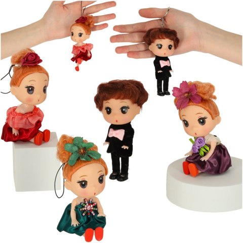 Lalka lalki do domku dla lalek 3 dziewczynki + 1 chłopczyk zestaw 4szt. 12cm Lalka lalki do domku dla lalek 3 dziewczynki + 1 chłopczyk zestaw 4szt. 12cm